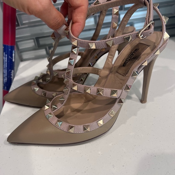 Valentino 100% authentic heels - Picture 9 of 10